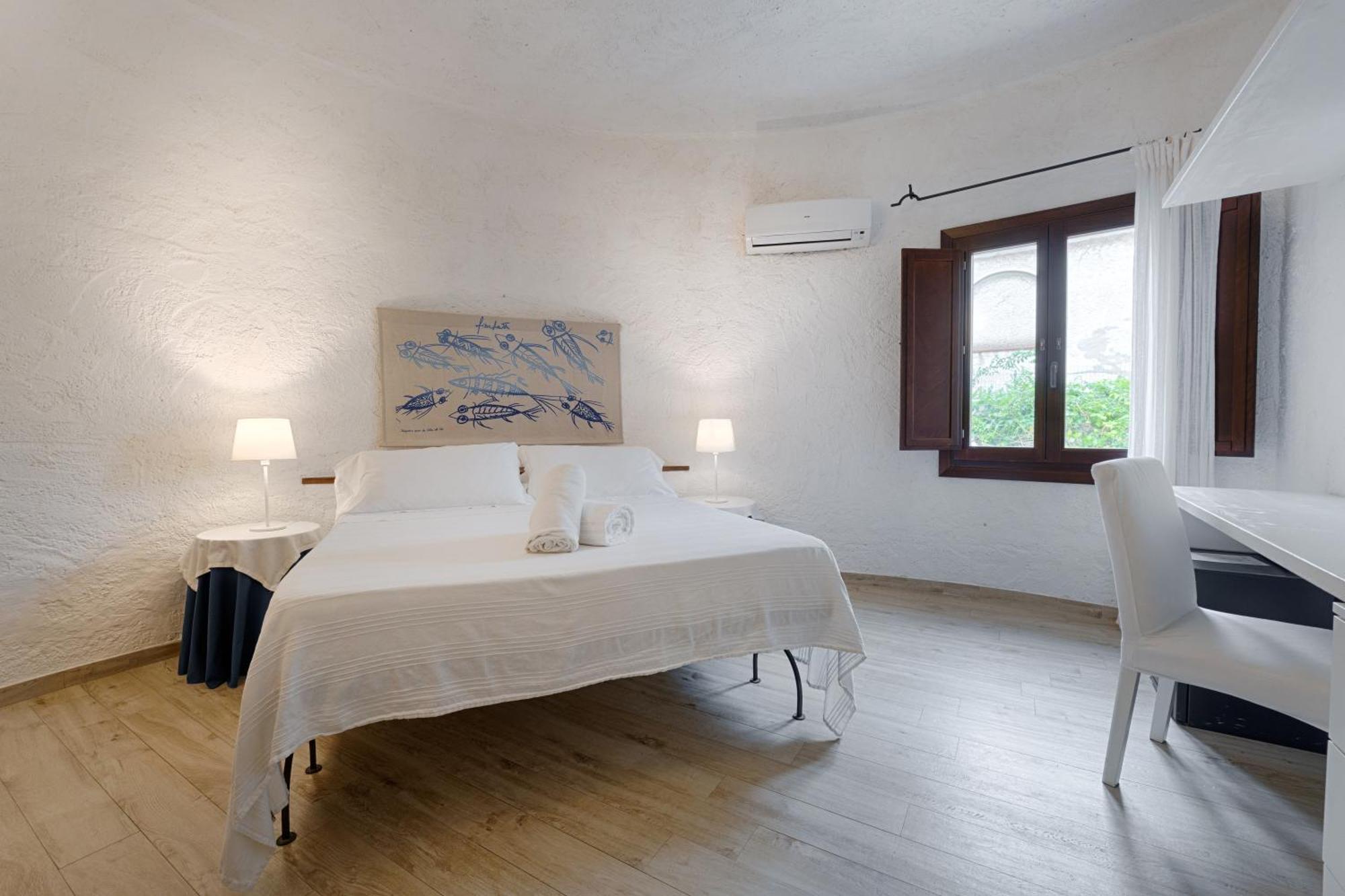 Hotel Villa Mediterranea Lido di Noto Exteriör bild